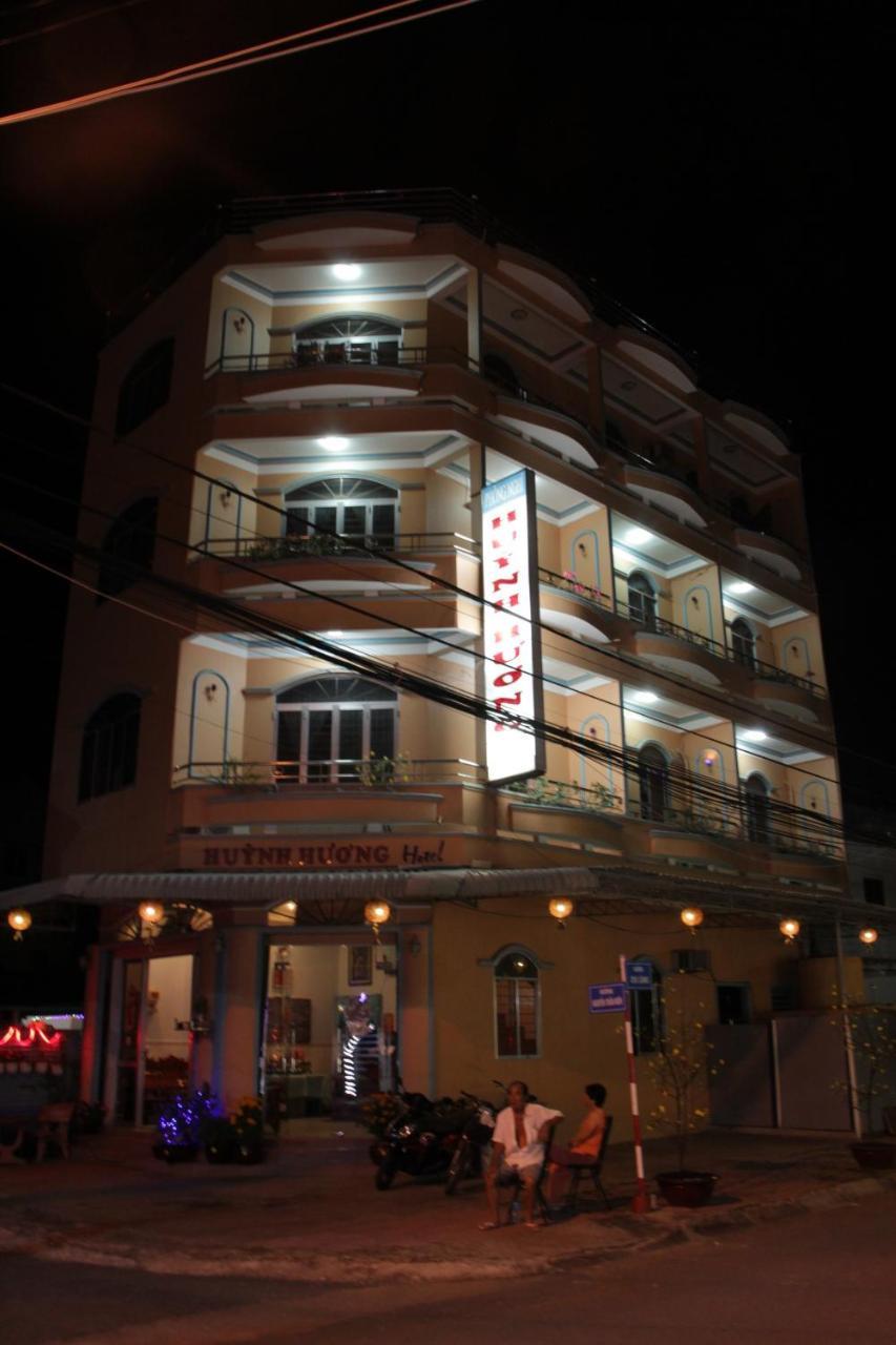 Huynh Huong Guesthouse Ha Tien Bagian luar foto