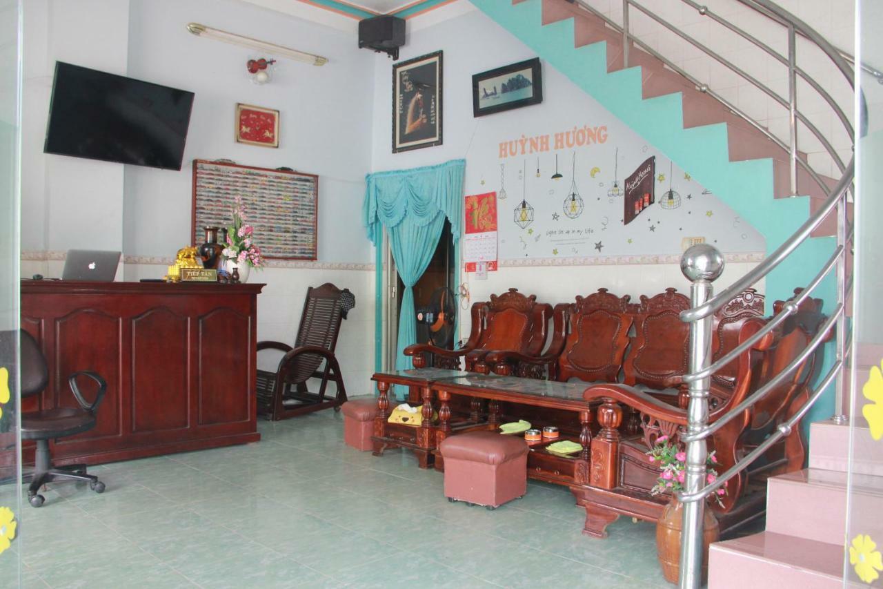 Huynh Huong Guesthouse Ha Tien Bagian luar foto
