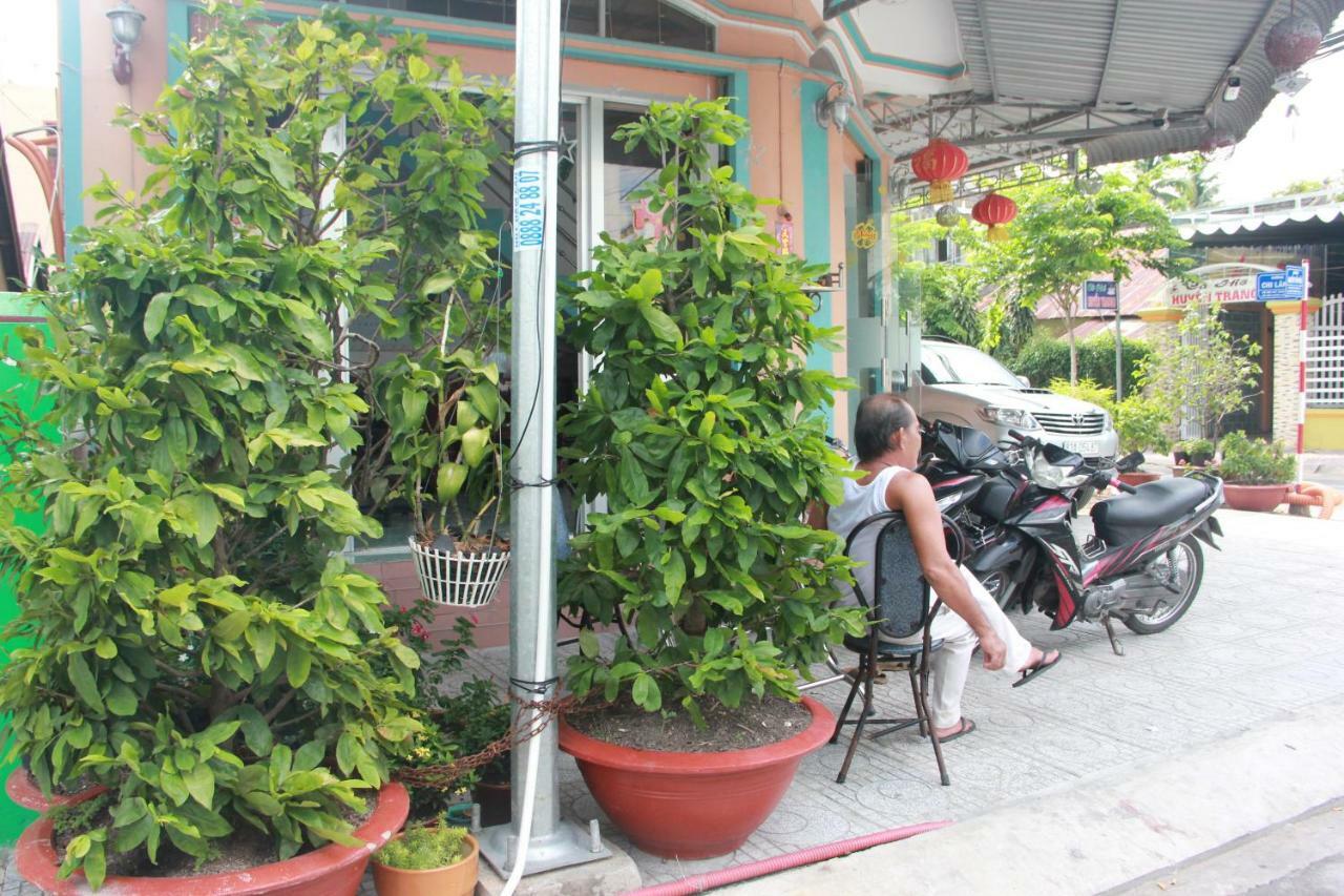 Huynh Huong Guesthouse Ha Tien Bagian luar foto